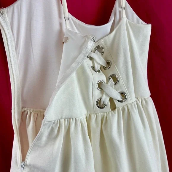 Guess White Skater Mini Dress Tie-Up Back Bodycon Fit & Flare Sleeveless‎ Size 6 - Picture 12 of 17